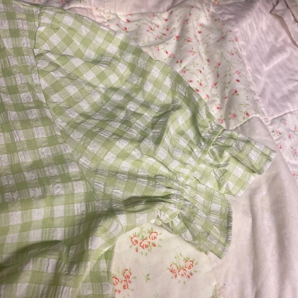 NWOT Green gingham top - Picture 4 of 6